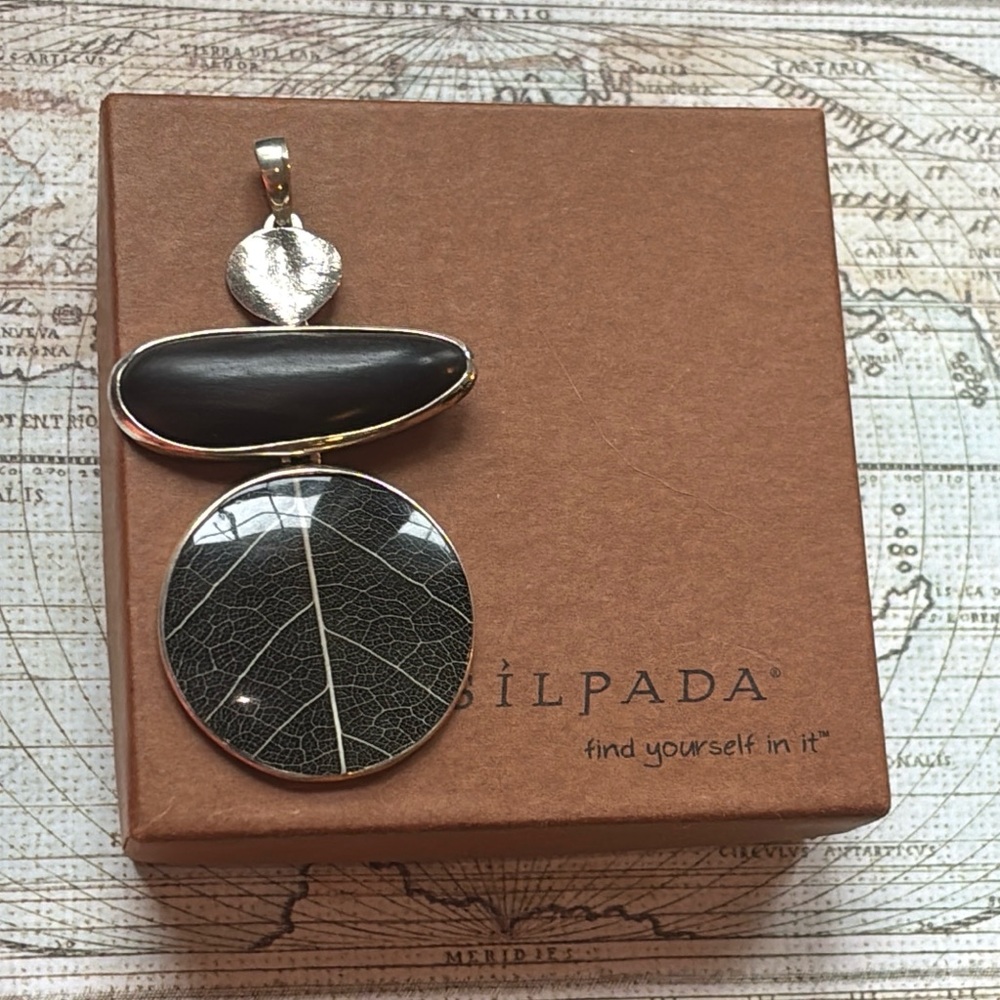 Silpada Sterling Silver Pendant & Leather Necklace ✨No Silpada box left.✨